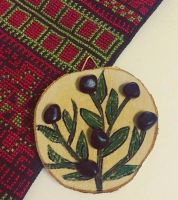 تعليقة حائط خشب مع احجار 