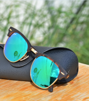 نظارة  باطار علوي عريض Ray-Ban RB3016   - اخضر