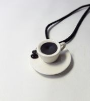 تعليقة وعقد على شكل فنجان قهوة