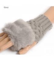 كفوف ايدين فرو قصيره بدون اصابع موديل C-5  - سكني فاتح