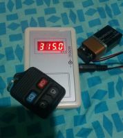 جهاز تحديد موجة مفاتيح السيارات الالكترونية