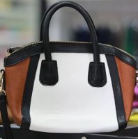 حقيبه يد  - كمل وابيض واسود