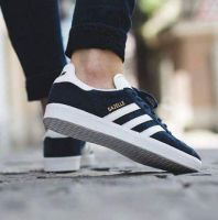 بوت  اديداس  - Dark Blue - 44 EU