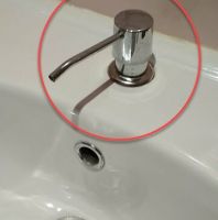 صباب الصابون السائل للمغاسل والمجالي