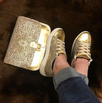 شوز سبور مع حقيبه - 40 Eu - ذهبي