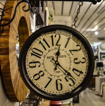 ساعط حائط جانبية   Zug 