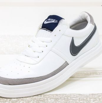 بوت نايك - Eu 40 - ابيض وسكني