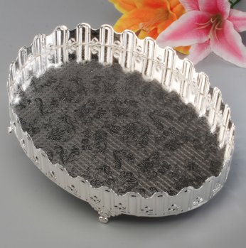 صينية حفة عالية بيضاوي  فضي وسط