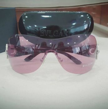 نظارات شمسية -bvlgari - وردي