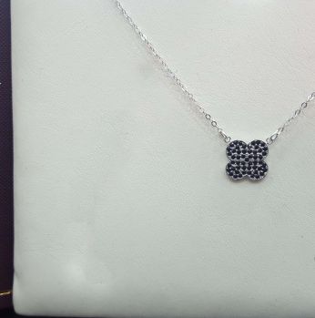 سلسال فان كليف اسود - فضة