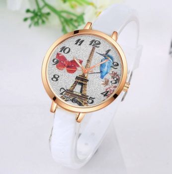 ساعة برجل ايفل لون ابيض 