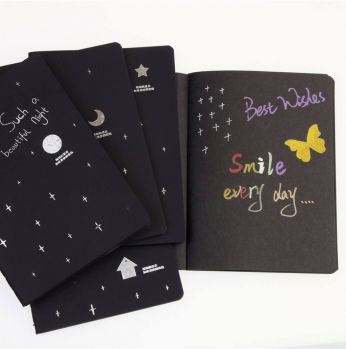  نوتة الرسم الليلية باللون الأسود 