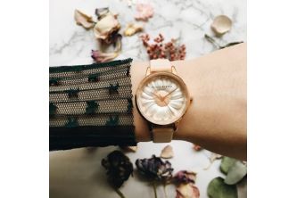 ساعة ماركة olivia burton كوبي درجة اولى