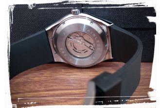 ساعة توماتيك بتاريخ Automatic -  فاخره