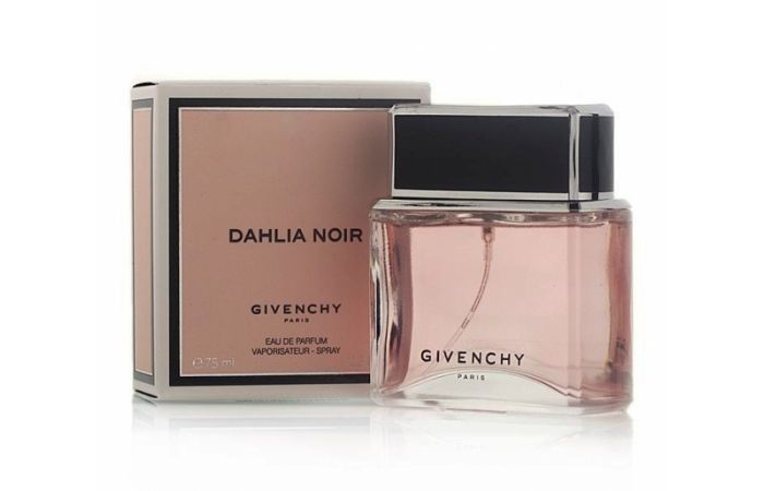 Givenchy Dahlia Noir – للنساء