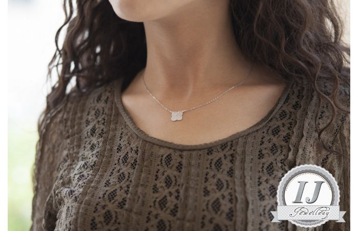 سلسال فضة 925 على شكل وردة مرصع