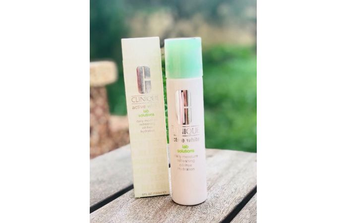 Clinique active white 