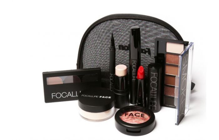 مجموعة مكياج 8 قطع من Focallure